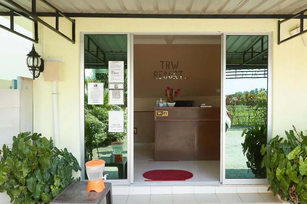 The Red Warriors Resort 浮罗交怡 酒店
